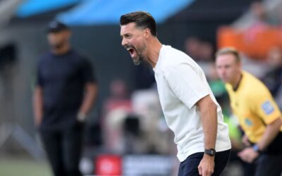 Bundesliga: Bayern siegt zitternd bei Wagners Augsburg – hat aber Transfer-Zoff