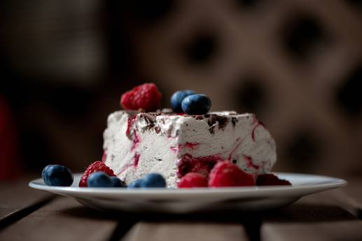 Sommer: Einfaches Rezept für frisches Joghurt-Beeren-Parfait