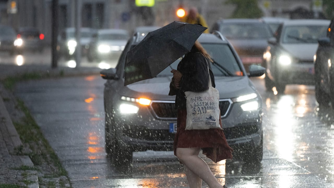 Wetter: Wirbelsturm Erin fegt diese Woche den Sommer weg