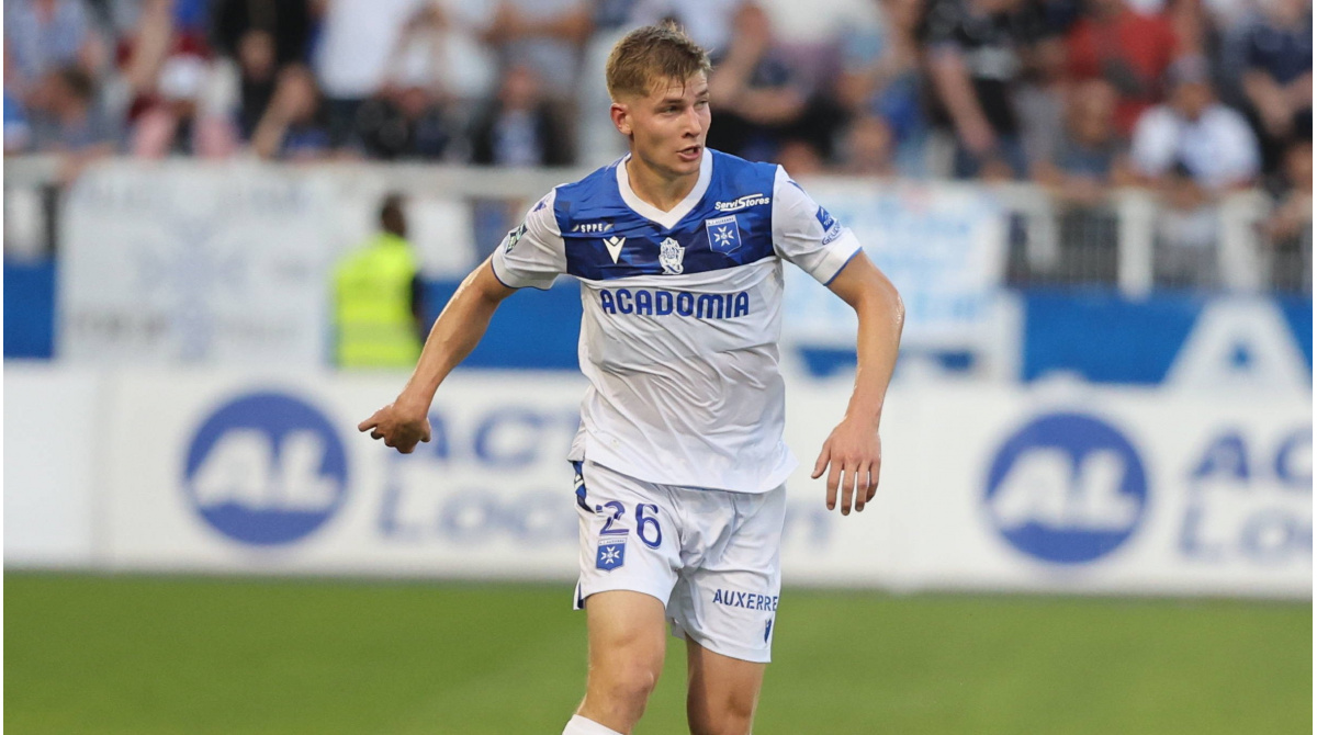 Kaiserslautern holt Rechtsverteidiger Joly von Auxerre – Leihe mit Kaufoption