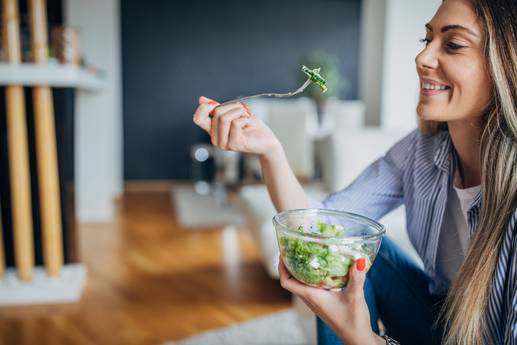 Echtes Superfood: Das passiert im Körper, wenn du jeden Tag Gurken isst