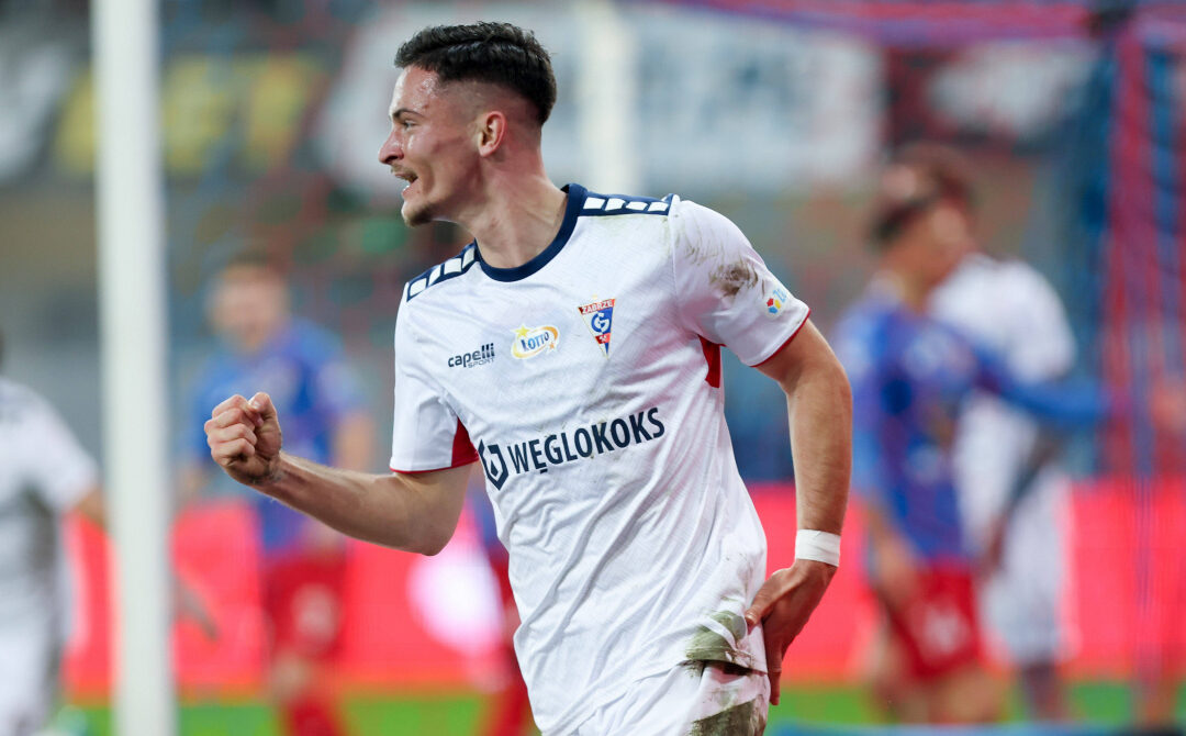 Holstein Kiel beschäftigt sich mit Angreifer Kapralik und Verteidiger Roslyng