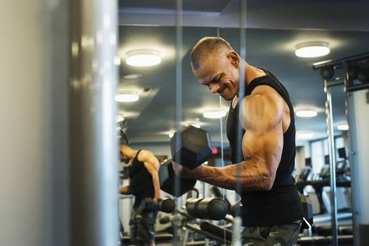6 Tage Workouts: Arnold Split: Der Trainingsplan, mit dem Muskeln schneller wachsen