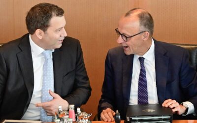 CDU und CSU fordern Radikal-Sparkurs: Klingbeil soll Ausgaben kippen