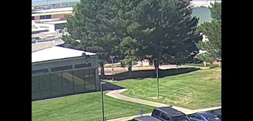 Attentat auf Charlie Kirk: FBI veröffentlicht Video von fliehendem Schützen