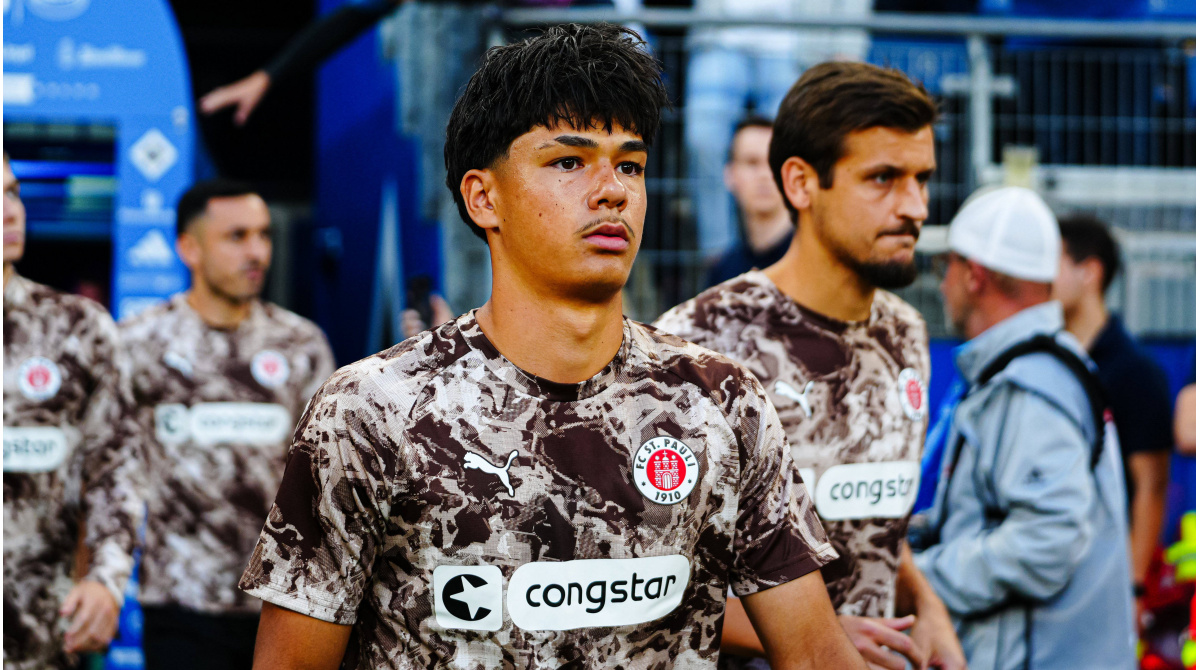 FC St. Pauli stattet Mittelfeld-Talent Nick Schmidt:mit Profivertrag aus