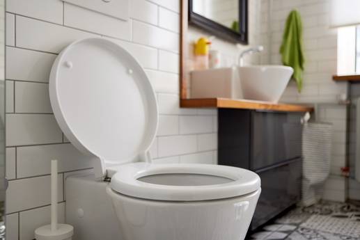 Gestank im Bad: Ein Hausmittel vertreibt unangenehme Gerüche von der Toilette