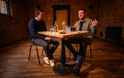 Tommy Robinson führt Marsch durch London: Briten protestieren