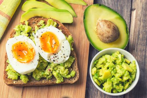 Influencerin erklärt: Fettabbau am Morgen: So klappt’s ohne schweißtreibendes Workout