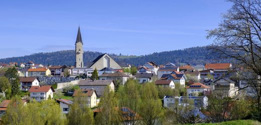 Bistum Passau: Pfarrer aus Hauzenberg will nach Konflikt Priesteramt niederlegen