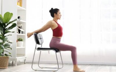 Fitness im Wohnzimmer: Dieses Stuhl-Workout ist perfekt für dein nächstes Heimtraining