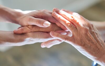 Streichung von Pflegegrad 1 wird geprüft: Darf man bei der Pflege wirklich sparen?