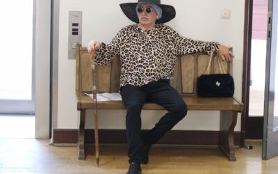 Neonazi in Frauenkleidern: Beamte ahnten Flucht, er entkam trotzdem