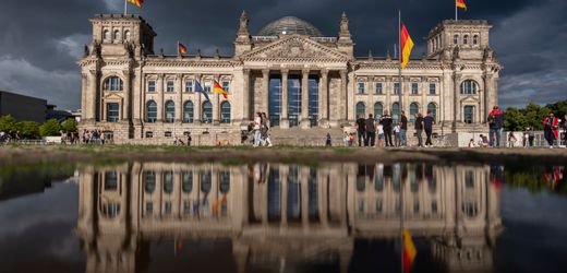Haushalt: Deutschlands Schuldentöpfe wackeln – schon wieder