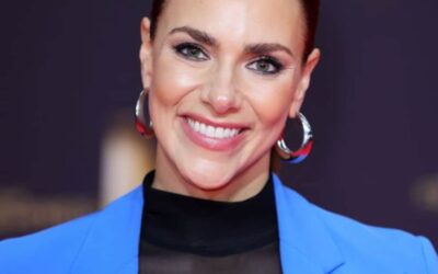 Esther Sedlaczek meldet sich nach der Geburt ihres dritten Kindes