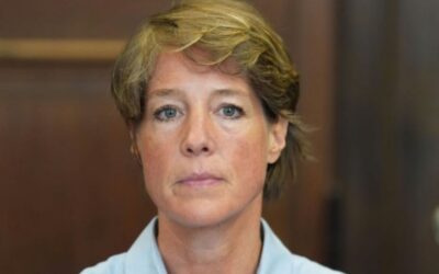 „Ausradieren von mir“: Christina Block bricht im Gerichtssaal in Tränen aus