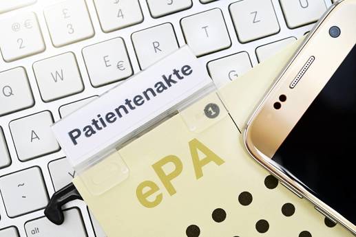 Seit 1. Oktober Pflicht in Arztpraxen: Probleme und Frust zum Start der elektronischen Patientenakte