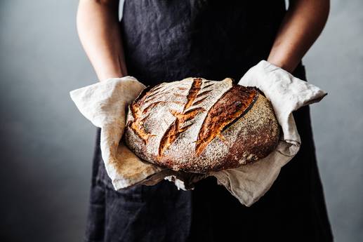 Gesund & schnell: Brot aus der Heißluftfritteuse: So einfach geht’s