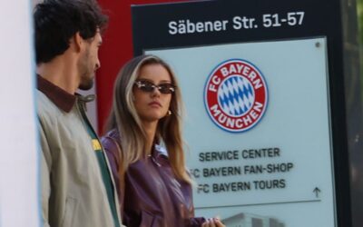 FC Bayern: Hummels mit Freundin Nicola und Baby-Schlagzeile von BILD auf der Flasche!