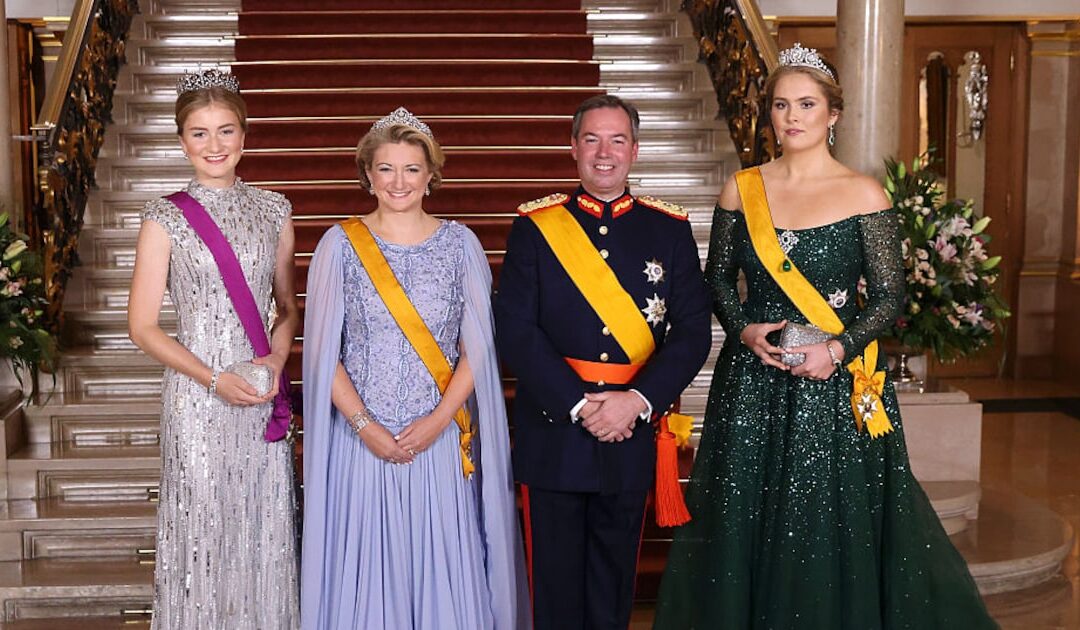 Warum Amalia & Elisabeth beim Galadinner aus dem Rahmen fallen