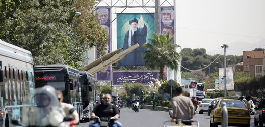 Iran: Deutsch-französischer Radtourist Lennart Monterlos von Gericht freigesprochen