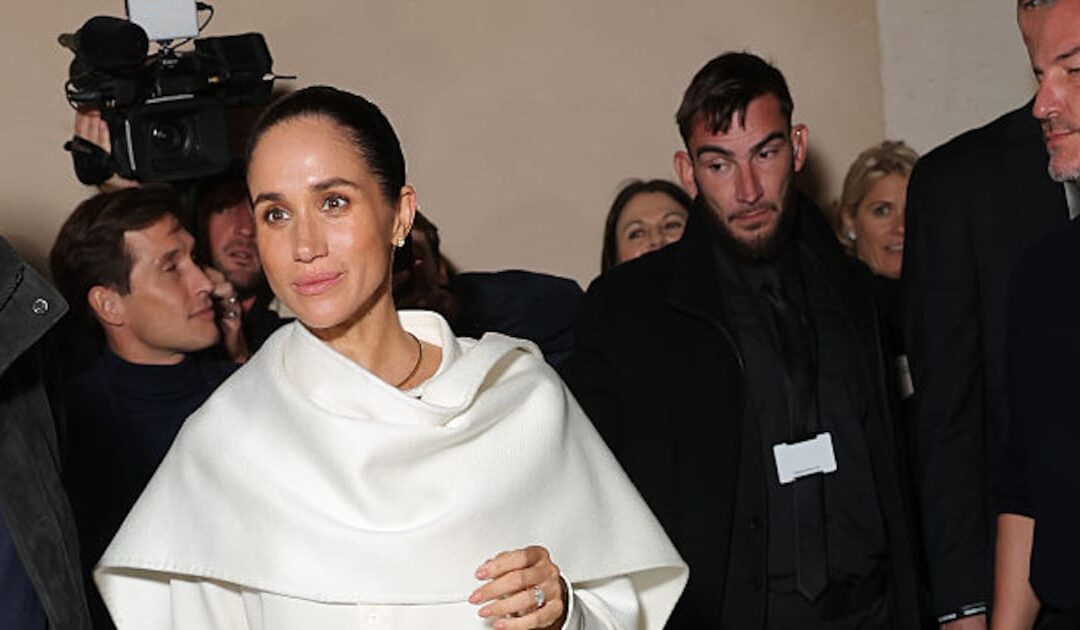 Meghans Paris-Auftritt lässt den Buckingham Palast beben