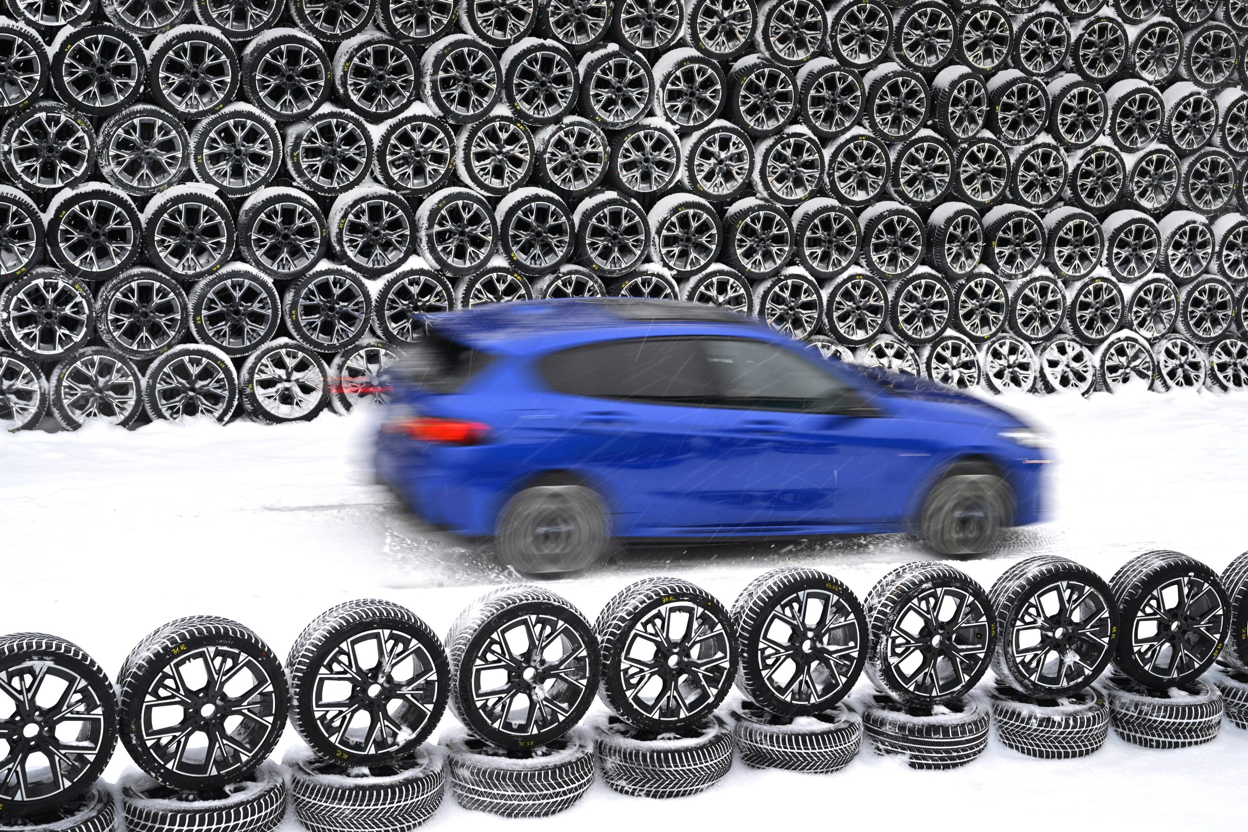 Winterreifen im XXL-Test: Nur 20 schaffen es ins Ziel!