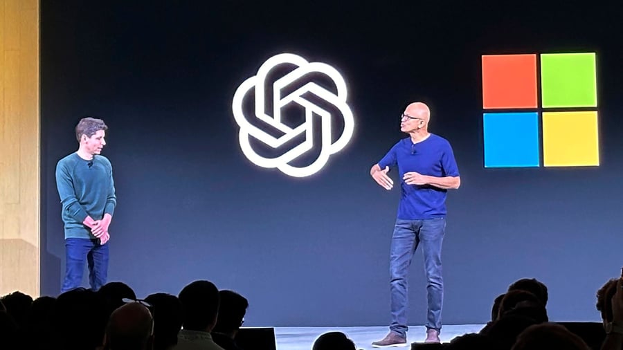 Klage : Microsoft soll über OpenAI-Pakt KI-Preise manipuliert haben