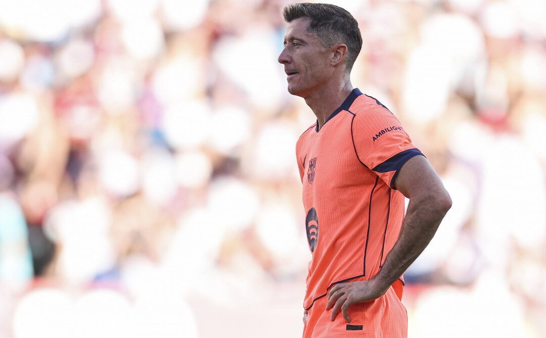 Muskelriss bremst Lewandowski – Stürmer über Altersdebatte: „Leute nutzen das aus“