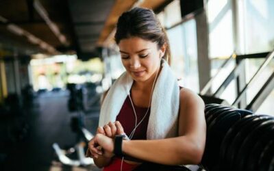 Workout: Um diese Uhrzeit verlieren wir Bauchfett effektiv