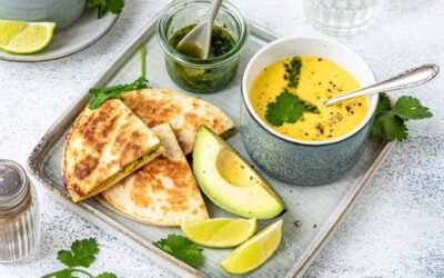 Herrlich aromatisch: Avocado-Quesadillas mit Maissüppchen – das schnelle Rezept für jeden Tag
