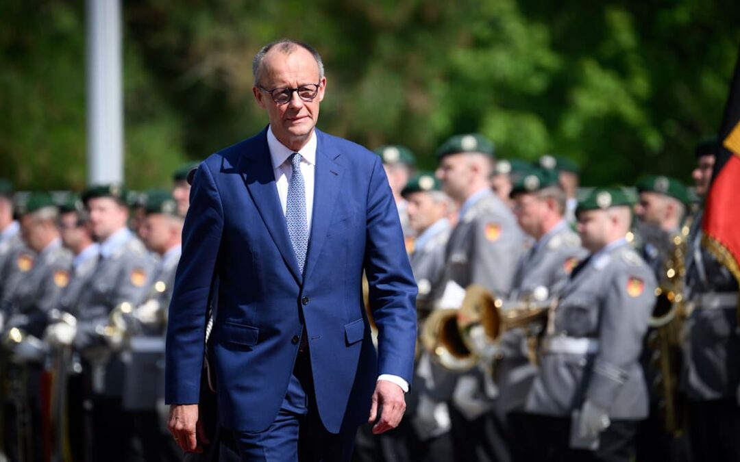 Telefonat mit Pistorius: Merz will Wehrdienst zur Chefsache machen