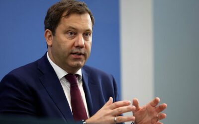 Klingbeil warnt: Entlastung für Pendler und Gastro auf der Kippe!