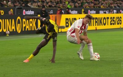 Bundesliga: Horror-Verletzung überschattet BVB-Sieg! Köln-Star wird vom Platz getragen