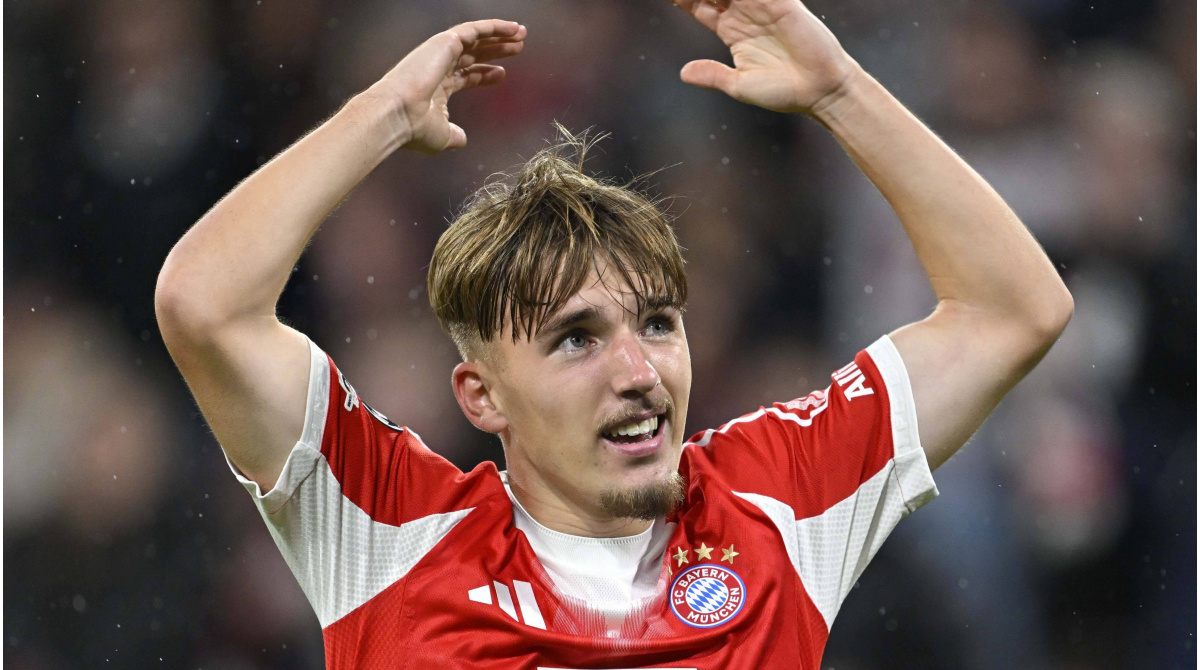 ohne-klausel-neuer-bayern-vertrag-fuer-lennart-karl-zum-18-geburtstag.jpg Ohne Klausel: Neuer Bayern-Vertrag für Lennart Karl zum 18. Geburtstag