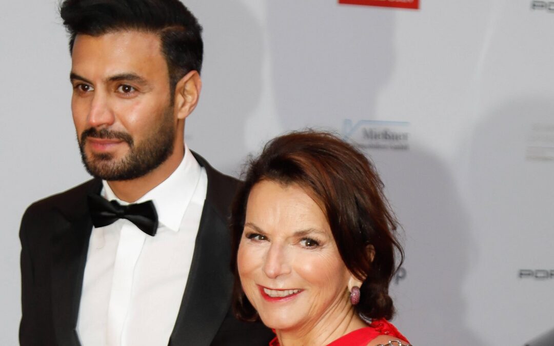 Claudia Obert mit jungem Begleiter statt Max beim Opernball