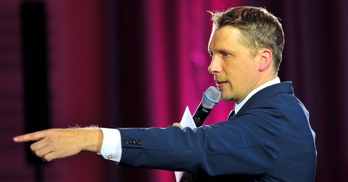 In Papas Fußstapfen: Oliver Pochers kleiner Sohn veräppelt ihn