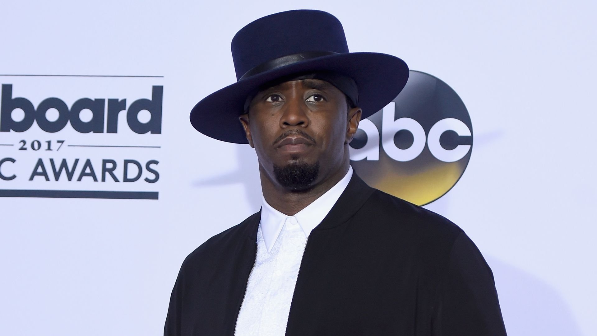 Ergraut und mit Mütze: Erstes Foto von P. Diddy im Gefängnis