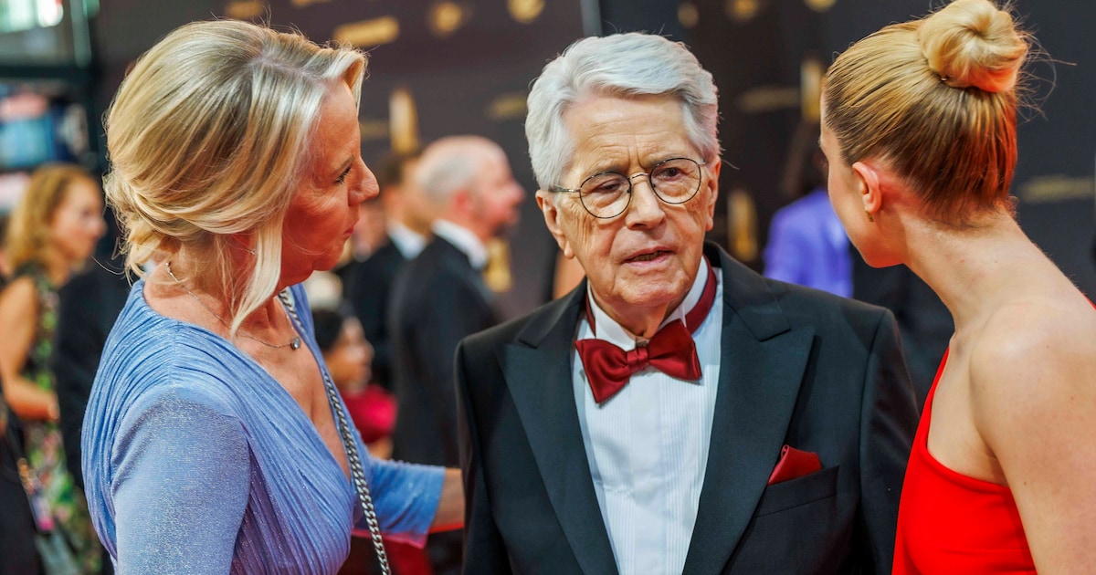 war-in-diesem-jahr-auf-acht-beerdigungen-frank-elstner-von-schicksalsschlaegen-getroffen.jpg „War in diesem Jahr auf acht Beerdigungen“: Frank Elstner von Schicksalsschlägen getroffen