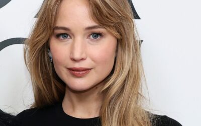 Enthüllt eine Decke den Namen von Jennifer Lawrence‘ Baby?