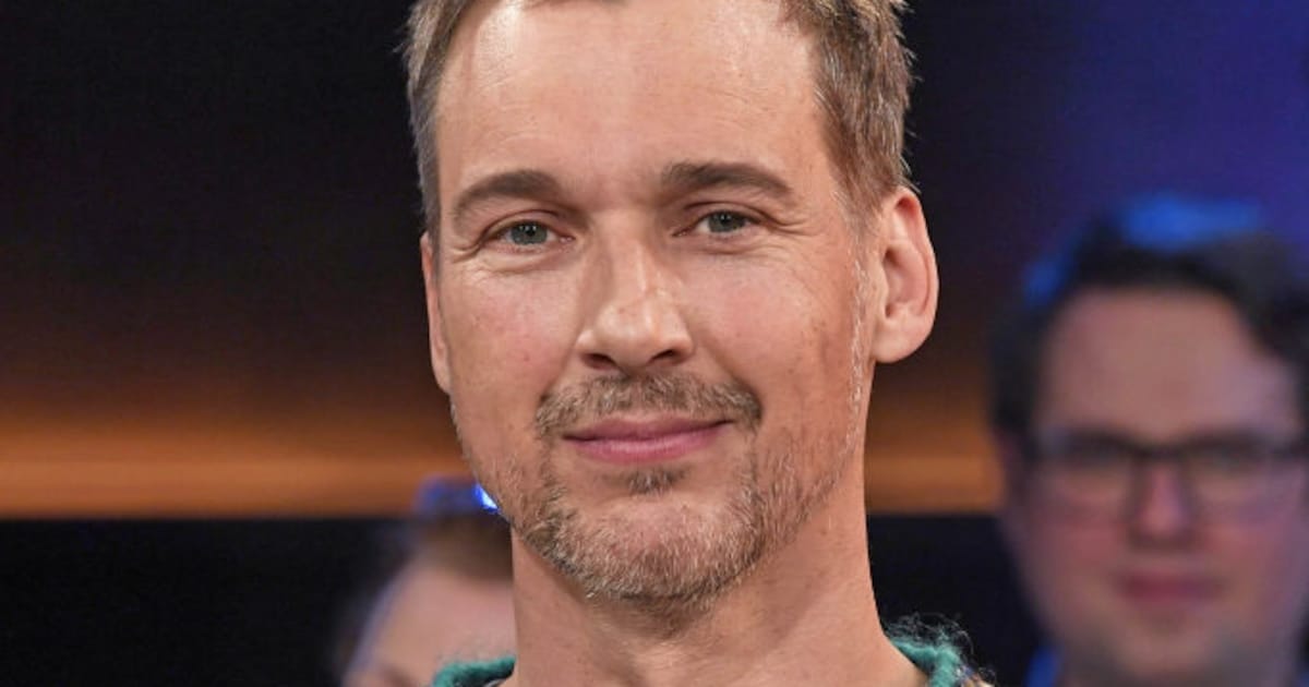 Florian David Fitz fordert Handyverbot für unter 16-Jährige