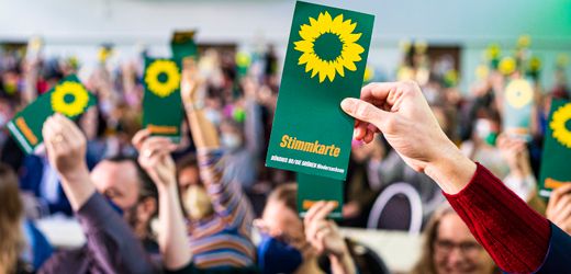 kommender-parteitag-der-gruenen-ein-teil-der-basis-will-ueber-homoeopathie-statt-dienstpfl6911c8c389af6.jpg Kommender Parteitag der Grünen: Ein Teil der Basis will über Homöopathie statt Dienstpflicht diskutieren