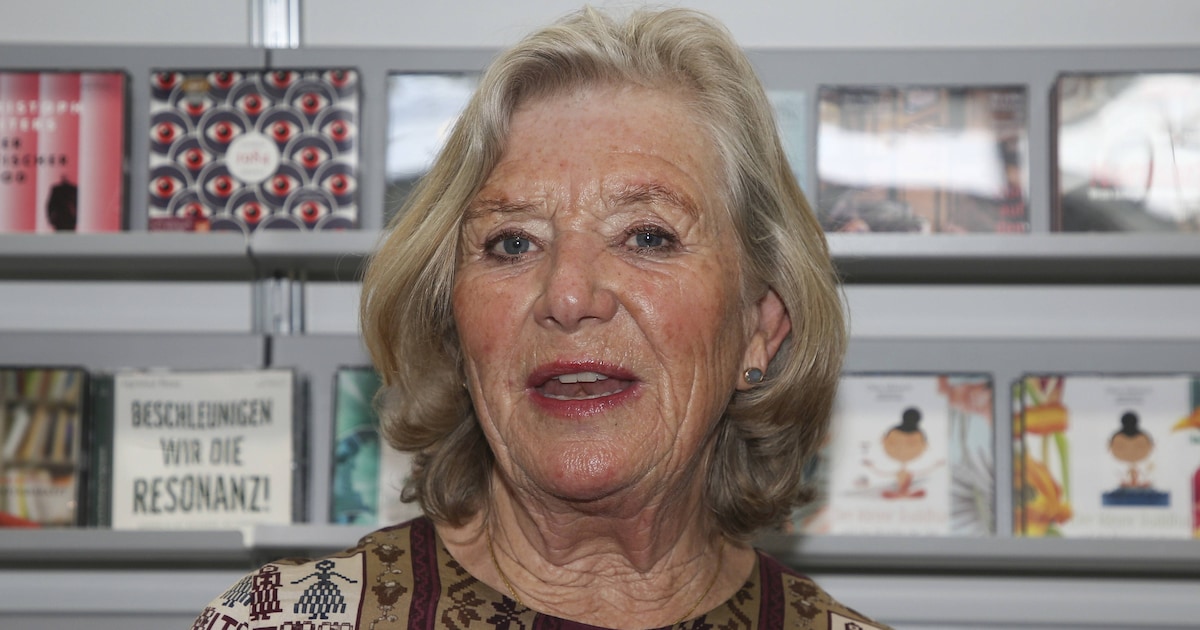 jutta-speidel-ist-ihren-lappen-los.jpg Jutta Speidel ist ihren Lappen los