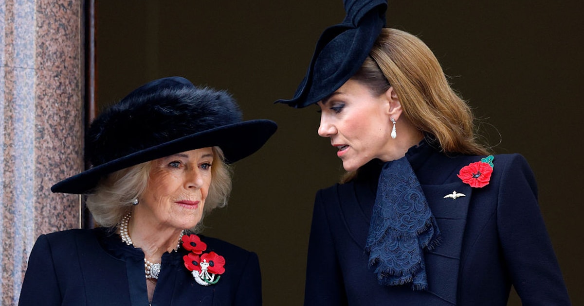 das-fragte-prinzessin-kate-koenigin-camilla-auf-dem-balkon.jpg Das fragte Prinzessin Kate Königin Camilla auf dem Balkon