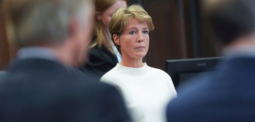 block-prozess-alarmknopf-aufzeichnungen-im-gericht-abgespielt.jpg Block-Prozess: Alarmknopf-Aufzeichnungen im Gericht abgespielt