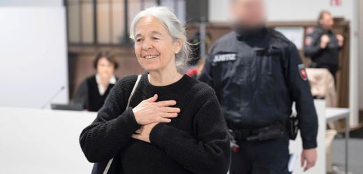 daniela-klette-anklaeger-wollen-teile-der-vorwuerfe-gegen-die-ehemalige-raf-terroristin-ei69171ce923bcf.jpg Daniela Klette: Ankläger wollen Teile der Vorwürfe gegen die ehemalige RAF-Terroristin einstellen