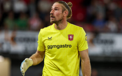 Twente: Ex-Schalke-Torwart Unnerstall sieht keinen Grund für Karriere