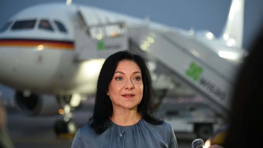 Rente: Reiche stützt im Rentenstreit junge Gruppe und mahnt weitere Reformen an