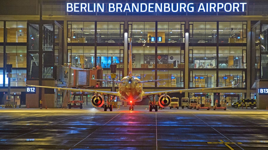 Luftfahrt: Berliner Flughafen beschafft sich erstmals Geld ohne Garantien des Staates