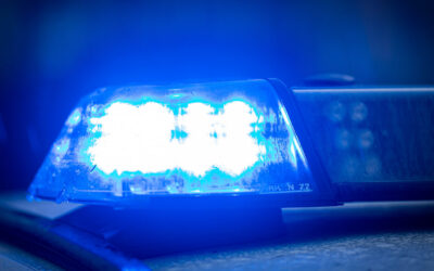 Überfall von Jugendbande: Drei Kinder auf Spielplatz brutal ausgeraubt und schwer verletzt